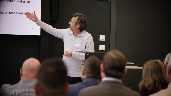 master 16 9 01 00 29